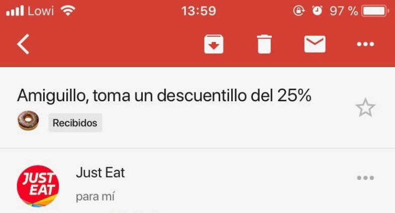 Asunto de correo conciso para atraer influencers con email marketing