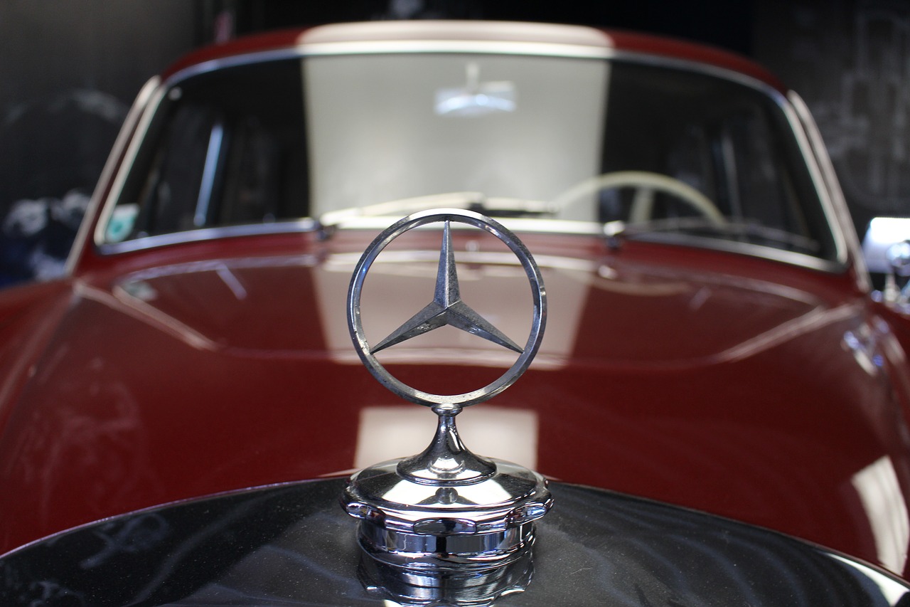 estrategias de comunicación online: branding Mercedes