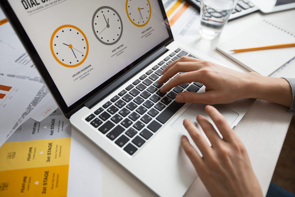 Mejor hora envío newsletters y día clave